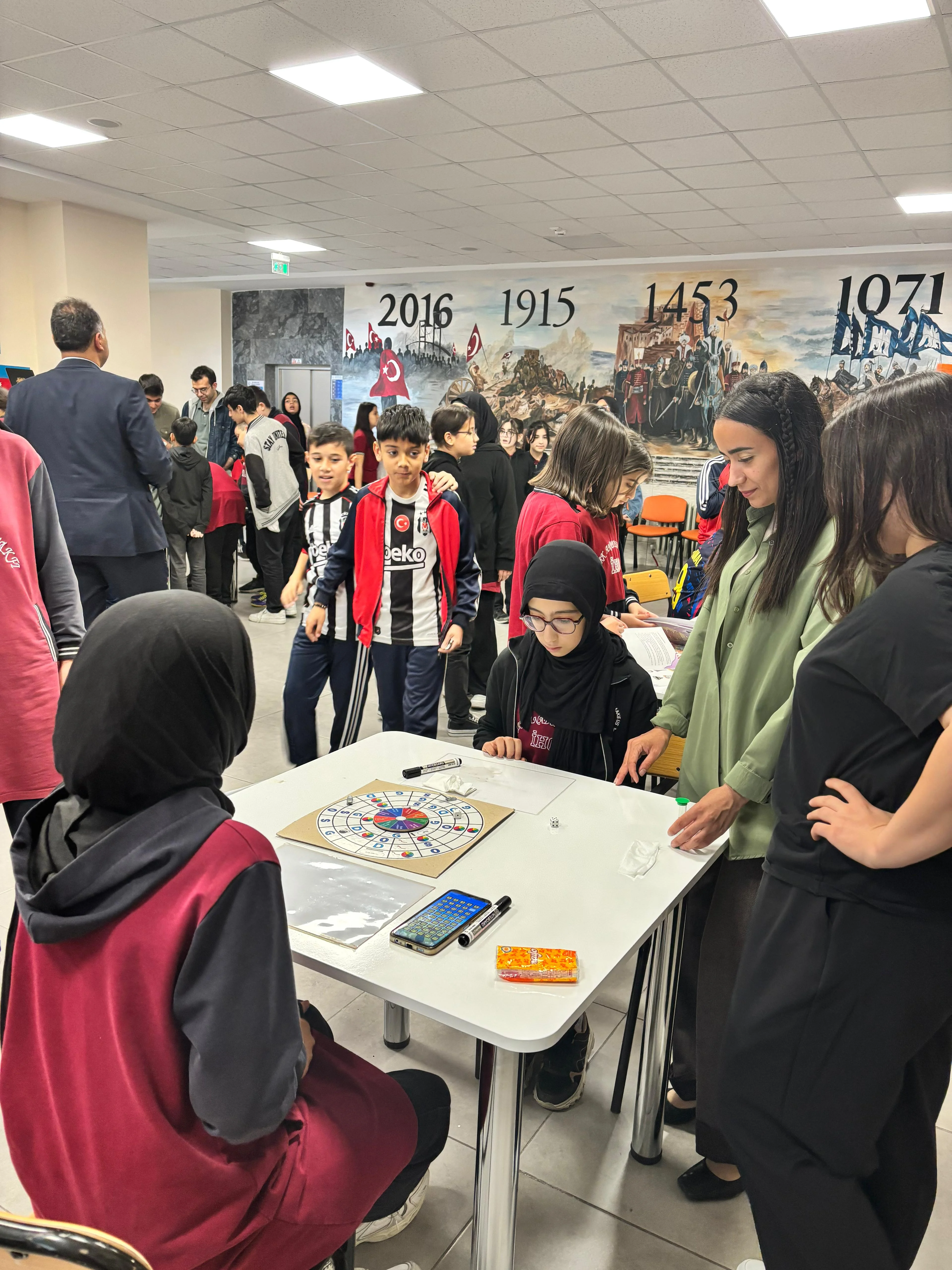 Fakültemiz İlköğretim Matematik Öğretmenliği Programı öğrencilerinden Türk Anadolu Vakfı İmam Hatip Ortaokuluna Anlamlı Ziyaret